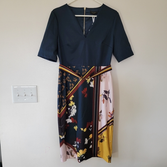 NWT Ted Baker London Madiiy Savanna Bodycon Dress Ted Size 3 US 8-10 navy floral - Picture 2 of 12
